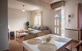 Argostoli Heart:A Perfect Escape